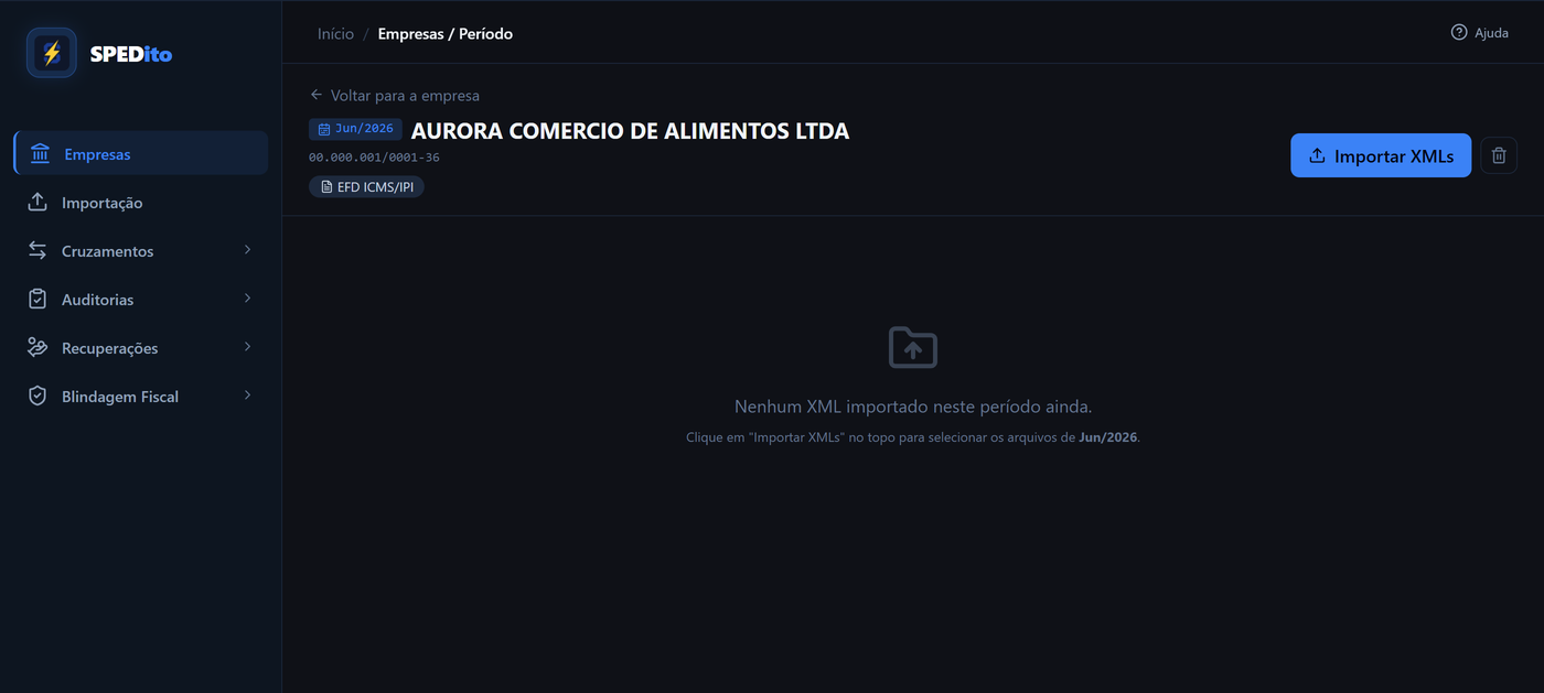 A tela de um período: no topo a competência, a unidade e as escriturações entregues; abaixo, os documentos importados, um por linha